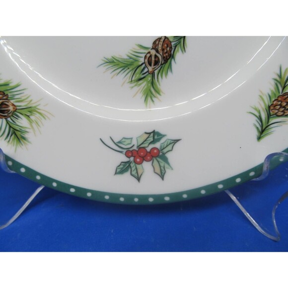 Mikasa Christmas Wish 8 1/2" Salad Plate Ultima + Super Strong China HK713 - Picture 2 of 8
